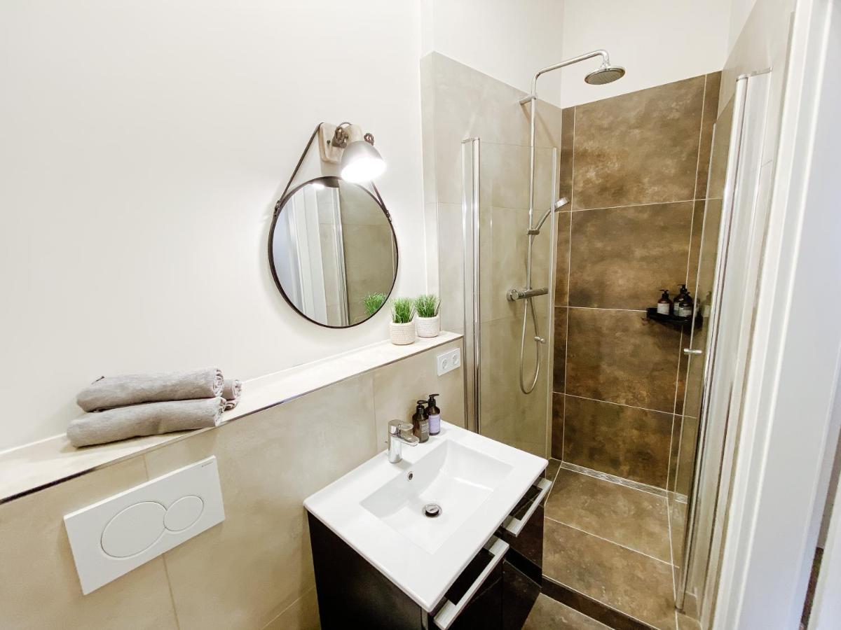 Apartment An Der Altstadt ฮาเมลน์ ภายนอก รูปภาพ